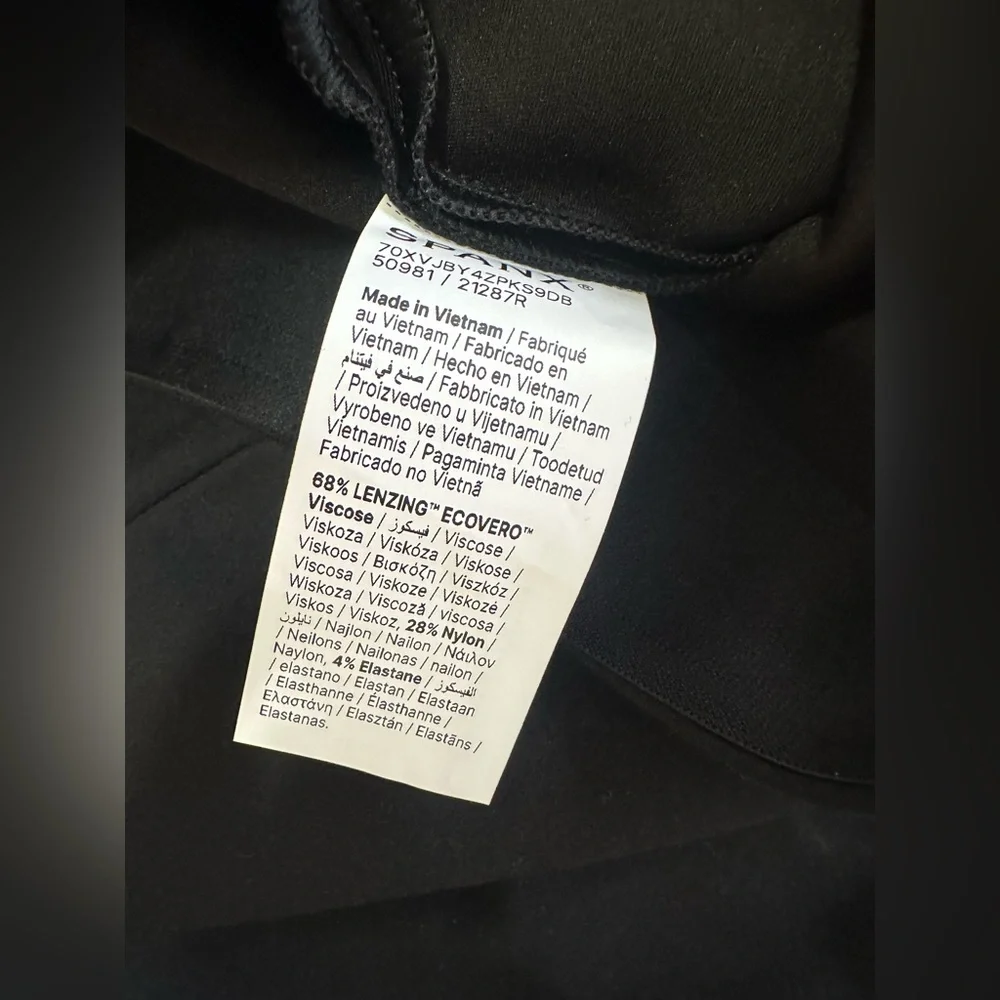 New SPANX Shaping Pencil Skirt Sz Large in Classic Black - Picture 3 of 6